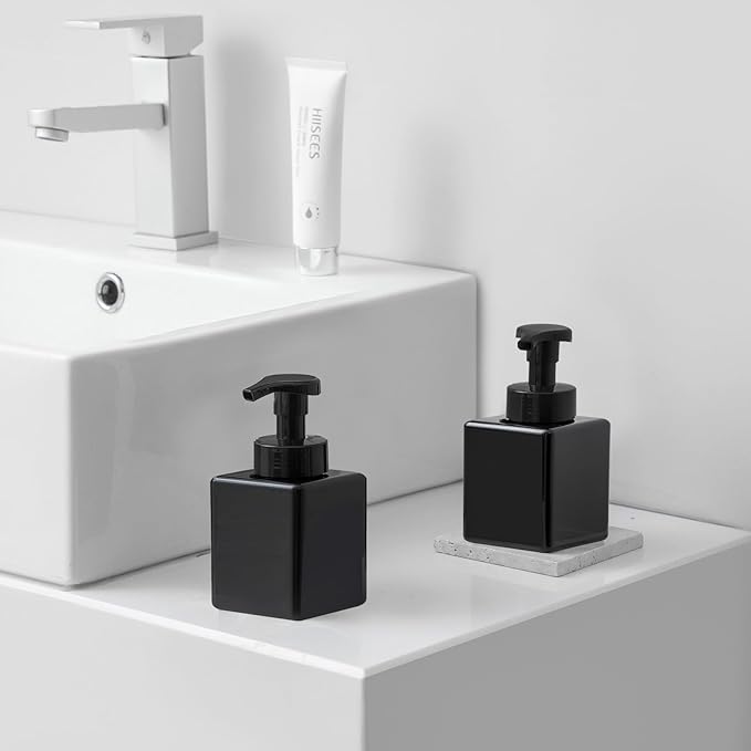 UUJOLY Foaming Soap Dispenser, 9oz Refillable Pump Bottle Plastic for Liquid Soap, Shampoo, Body Wash, 2 Pcs, Black