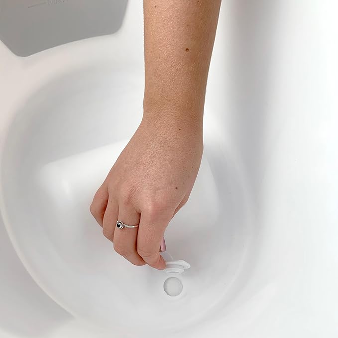 Shnuggle Newborn Baby Bath | Built in Support Bump and Soft Backrest | Suitable from Newborn | Bath Seat Support Includes Plug | White with Grey Backrest