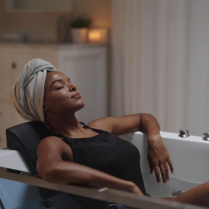 Empava 67 in. Acrylic Alcove Whirlpool Bathtub - Hydromassage Rectangular Jetted Soaking Tub with Center Drain - Waterfall Faucet