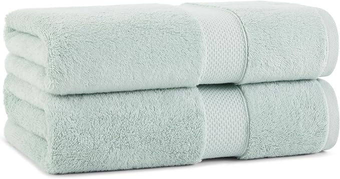 Aston & Arden Egyptian Bath Towels - Pack of 2 - Oversized Ultra Soft Thick & Absorbent, 100% Ringspun Egyptian Cotton Bathroom Towel for Spa, Hotel, 600 GSM, 30 x 54 in, Green