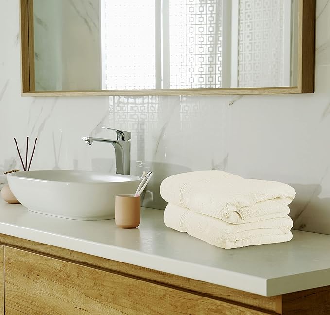 Utopia Towels 8 Piece Luxury Towel Set – Majestic Plush, Super Absorbent & Quicker-to-Dry, Thick 100% Ring Spun Cotton Towels for Bathroom, Spa & Hotel – 2 Bath, 2 Hand, 4 Washcloths, Ivory