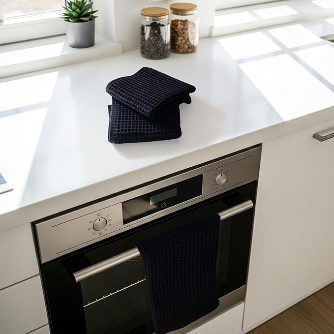 PÜSKÜL Organic Waffle Hand & Kitchen Towel 100% Turkish Cotton Set of 3 Black - Premium Quality, Soft, Quick-Dry, Absorbent, Lint-Free Waffle Weave Towels (3, Black)