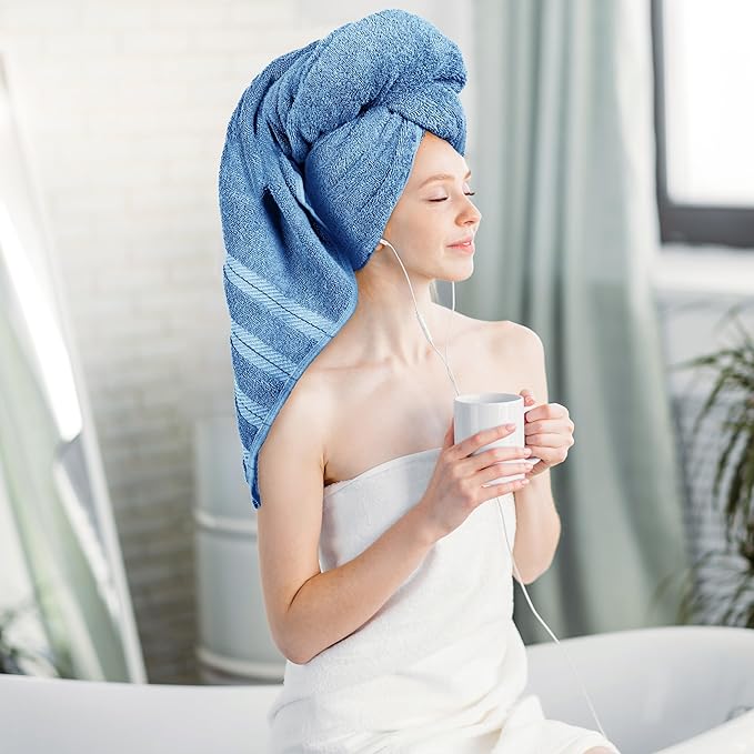 Utopia Towels 4 Pack Premium Extra Large Bath Towels Set, (30 x 60 Inches) 100% Ring Spun Cotton 500GSM, Lightweight and Highly Absorbent Quick Drying Towels, Perfect for Daily Use (Electric Blue)