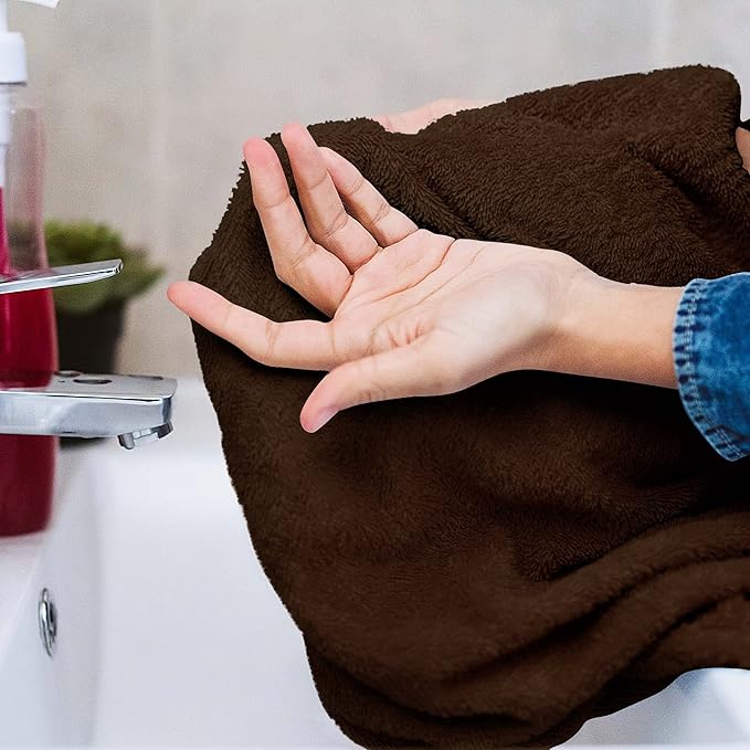 Utopia Towels - Premium Towel Set, Light Brown - 2 Bath Towels, 2 Hand Towels, and 4 Washcloths - 700 GSM Ring Spun Cotton Highly Absorbent Towels for Bathroom, Shower Towel, (8 Pieces)