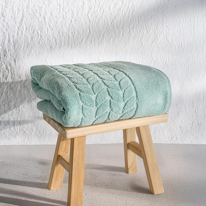 BAGNO MILANO Organic Turkish Cotton Bath Towels, Luxury Jacquard Collection, Certified Organic Highly Absorbent, Soft-Plush Towel Set (Mint, Bathsheet)