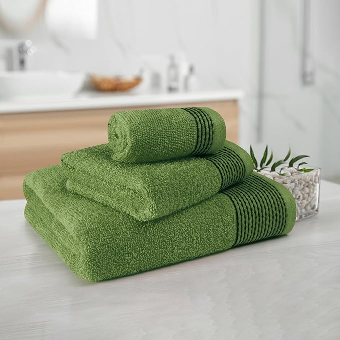 Belizzi Home Ultra Soft 3 Pack Cotton Towel Set, Contains a Bath Towel 28x55 inch, a Hand Towel 16x24 inch & a Wash Coth 12x12 inch, Ideal Everyday use, Compact & Lightweight -Kiwi Green