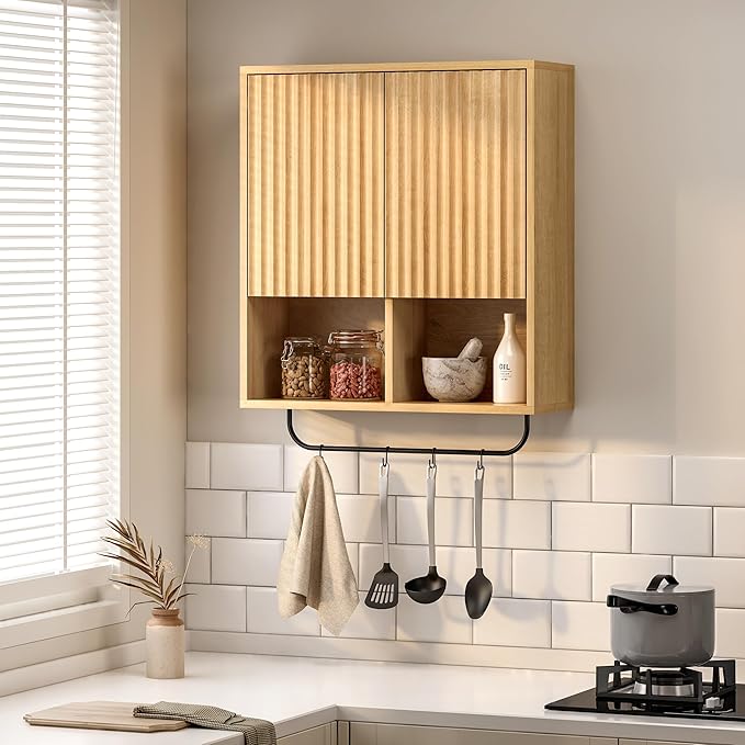 Fluted Wall Cabinet Set of 2, Wooden Bathroom Medicine Cabinet Storage with 2 Doors, Adjustable Shelf and Towels Bar, Modern Wall Mount Large Floating Cabinet for Kitchen Natural Oak