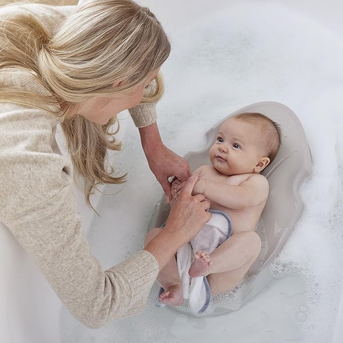Shnuggle | Newborn Baby Bath Support | Ergonomic Soft-Touch Seat | Lightweight Non-Slip Base | Compact | Perfect for Babies up to 6 Months