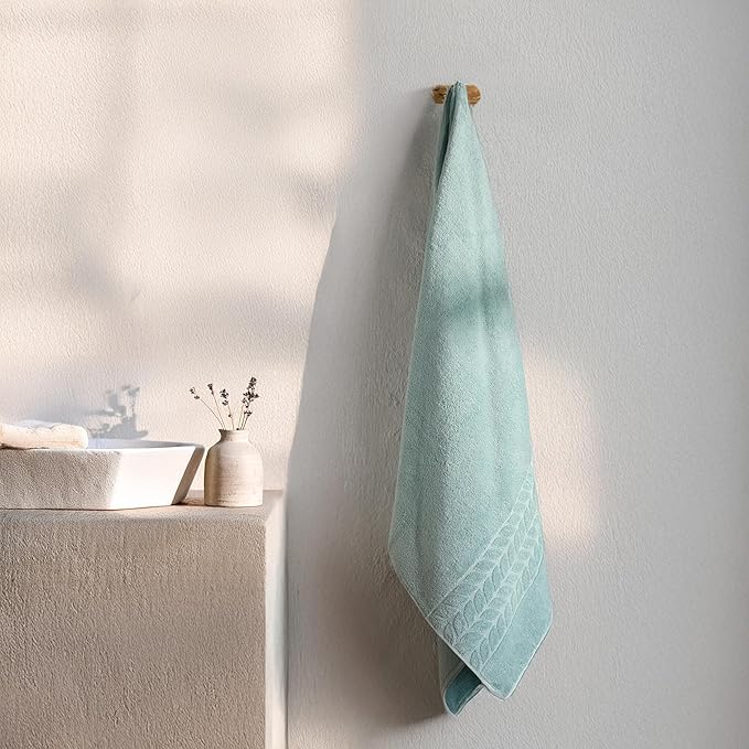 BAGNO MILANO Organic Turkish Cotton Bath Towels, Luxury Jacquard Collection, Certified Organic Highly Absorbent, Soft-Plush Towel Set (Mint, 4 Pcs Hand Towel Set)